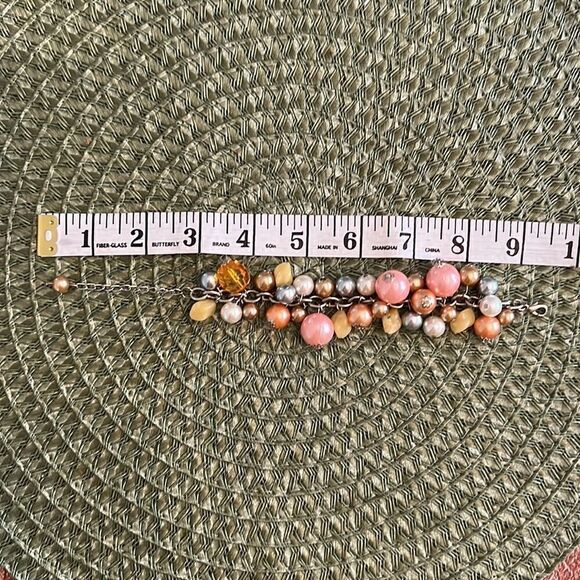 Gorgeous pink gold silver & cream colored multi sized beaded bracelet EUC - Picture 4 of 6